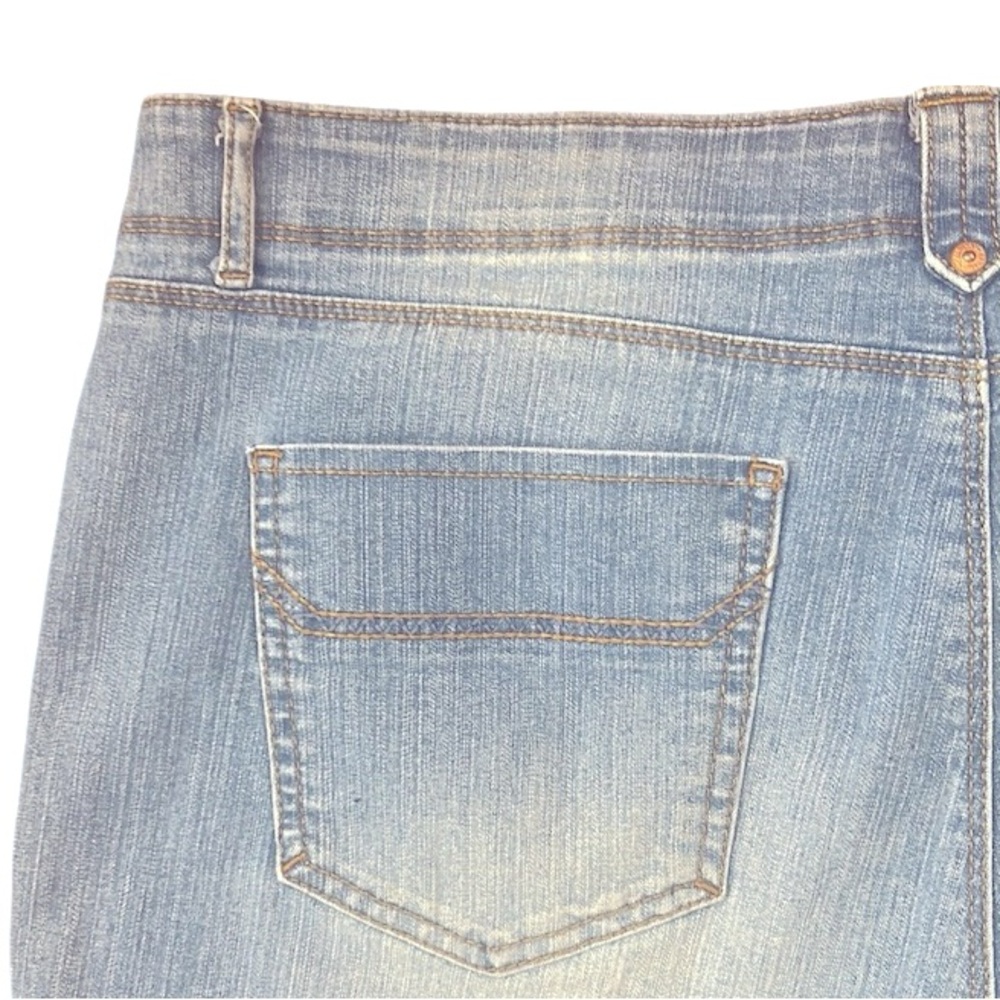 Gloria Vanderbilt Keegan Denim Shorts Size 12 - Picture 9 of 9